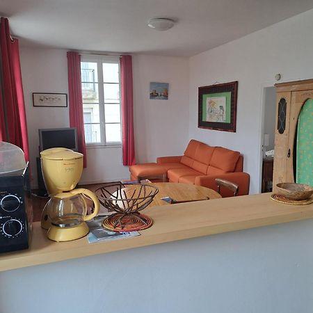 Loft Vue Imprenable Sur Le Vieux Saintes Appartement Buitenkant foto